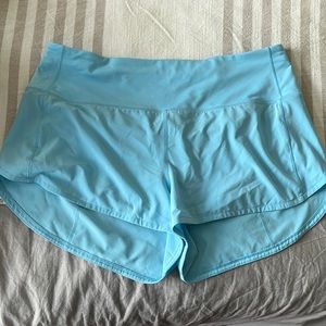 2.5 inch speed up high rise Lulu lemon shorts